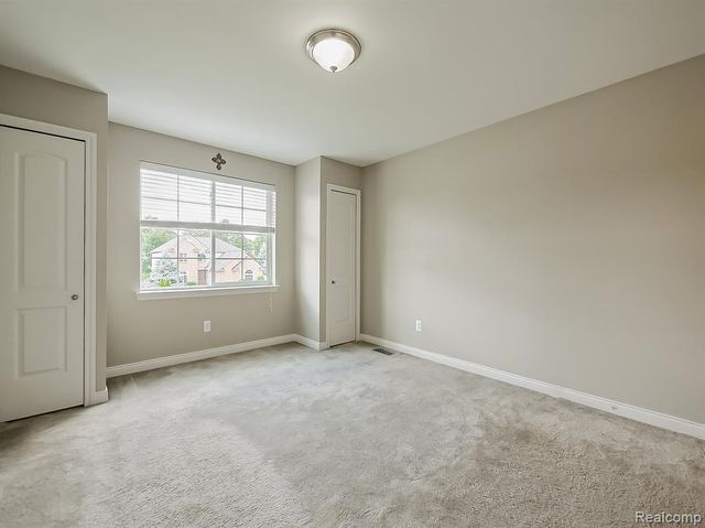 6960 Norway Drive, Troy, MI 48085