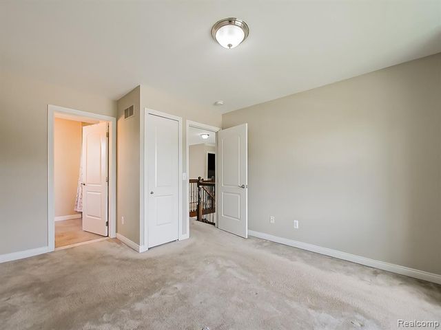 6960 Norway Drive, Troy, MI 48085