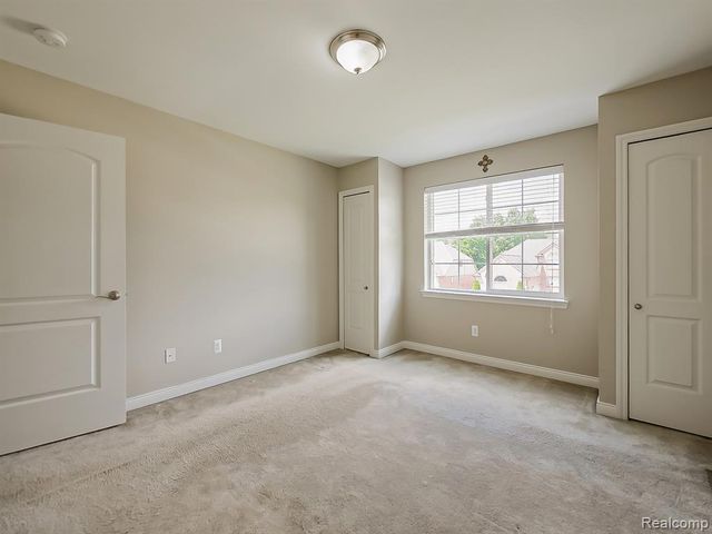 6960 Norway Drive, Troy, MI 48085