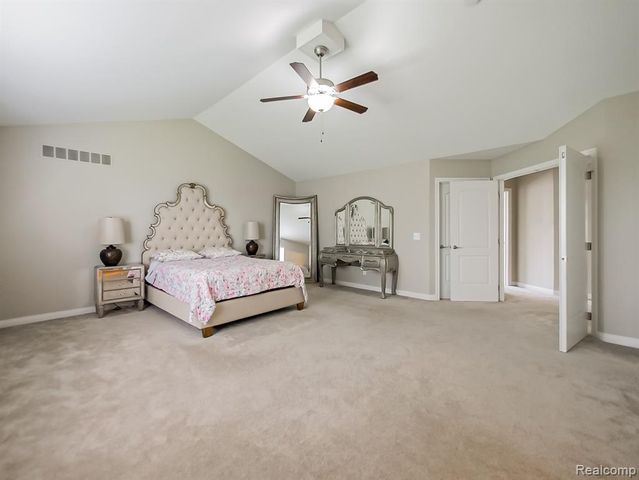 6960 Norway Drive, Troy, MI 48085