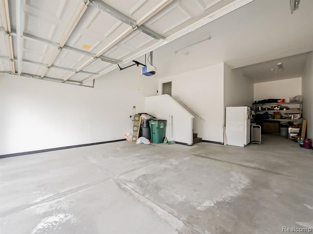 6960 Norway Drive, Troy, MI 48085