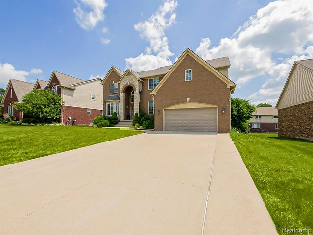 6960 Norway Drive, Troy, MI 48085