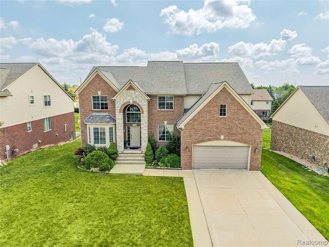 6960 Norway Drive, Troy, MI 48085