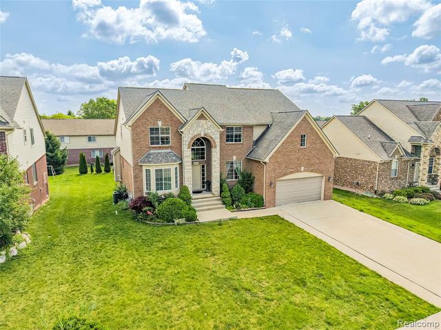 6960 Norway Drive, Troy, MI 48085