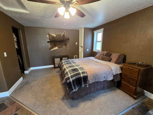 53156 Day Road, La Pine, OR 97739