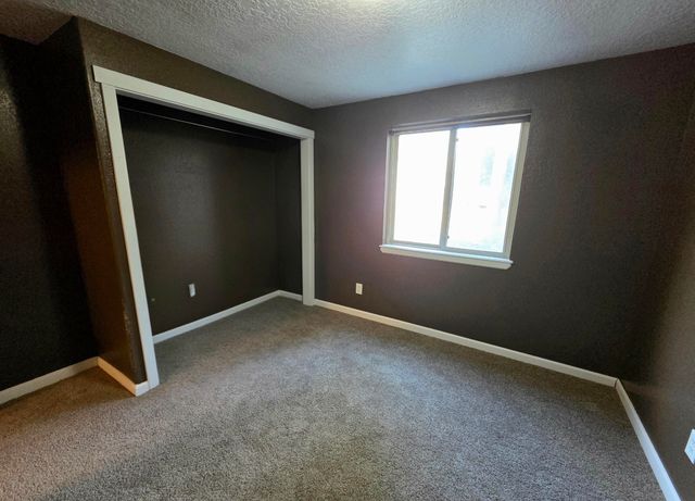 53156 Day Road, La Pine, OR 97739