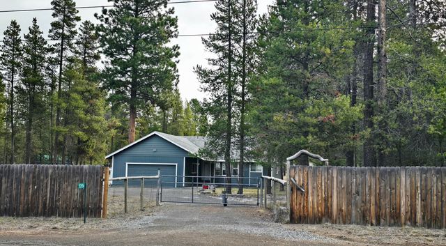 53156 Day Road, La Pine, OR 97739
