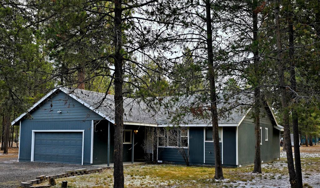 53156 Day Road, La Pine, OR 97739