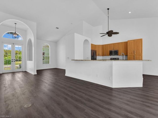 2662 31st LN, Cape Coral, FL 33914