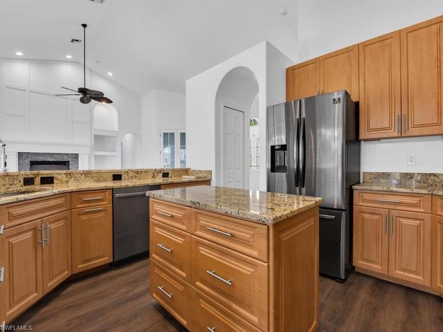 2662 31st LN, Cape Coral, FL 33914