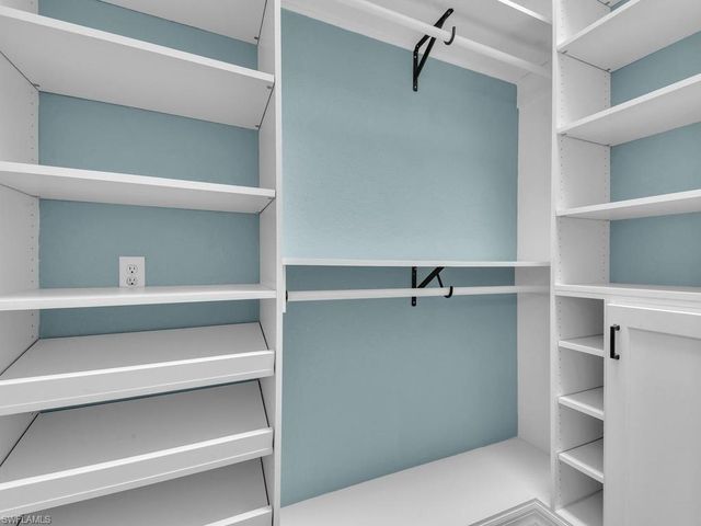 2662 31st LN, Cape Coral, FL 33914