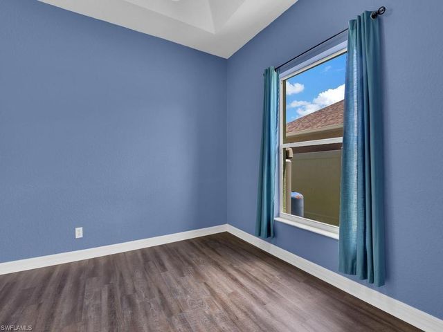 2662 31st LN, Cape Coral, FL 33914