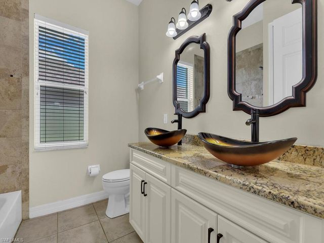 2662 31st LN, Cape Coral, FL 33914