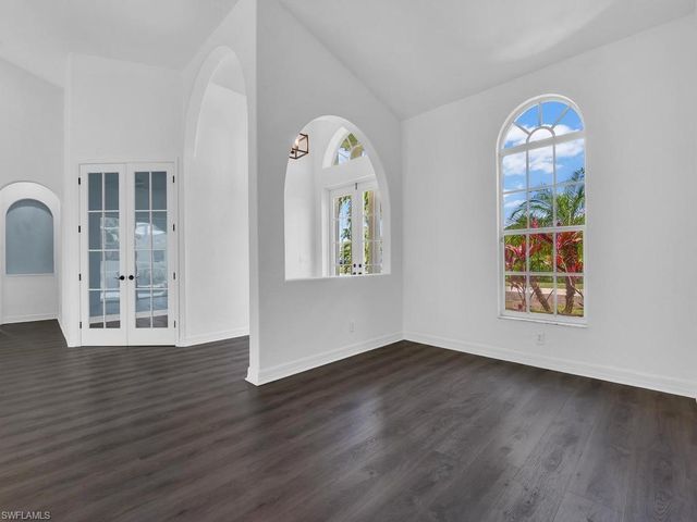 2662 31st LN, Cape Coral, FL 33914