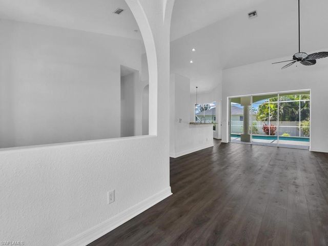 2662 31st LN, Cape Coral, FL 33914