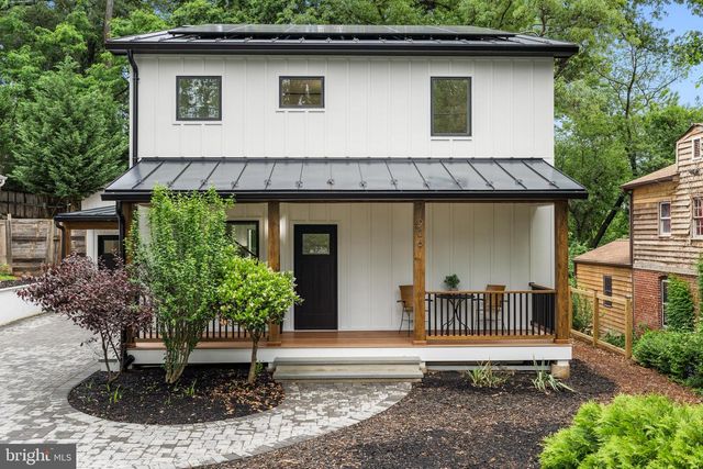 906 WADE AVE, Rockville, MD 20851