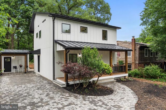906 WADE AVE, Rockville, MD 20851