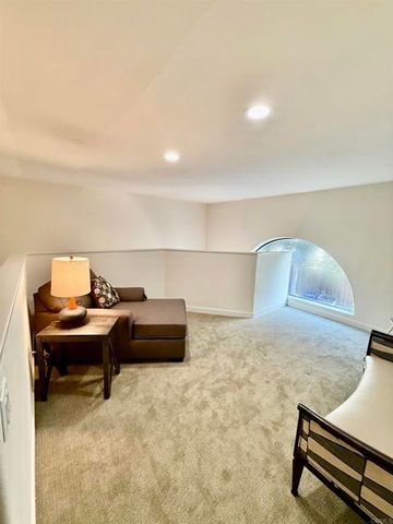 2538 Foothill Drive B, Vista, CA 92084