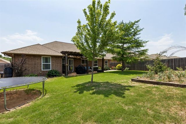 1621 Chambers Street, Norman, OK 73071