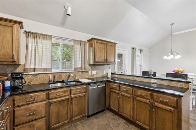 1621 Chambers Street, Norman, OK 73071