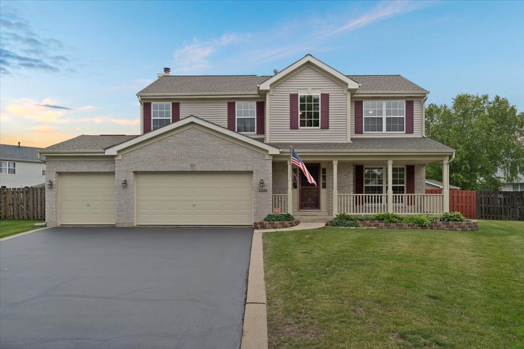 32526 Pilgrims Court, Lakemoor, IL 60051