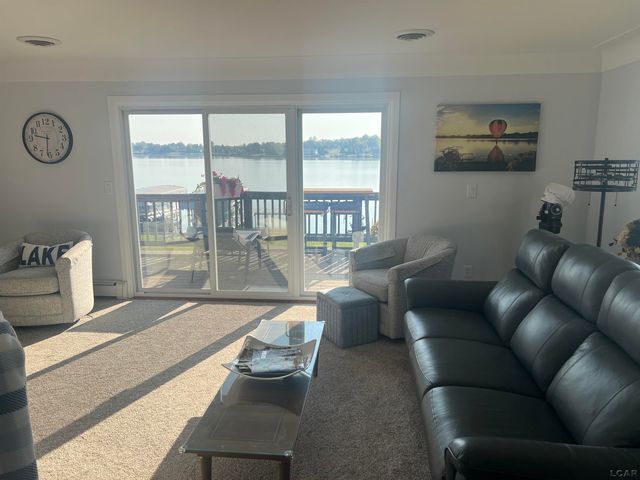 126 E Princess Drive, Brooklyn, MI 49230