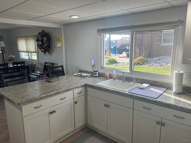 126 E Princess Drive, Brooklyn, MI 49230