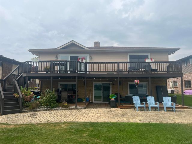 126 E Princess Drive, Brooklyn, MI 49230