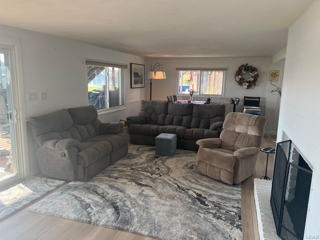 126 E Princess Drive, Brooklyn, MI 49230