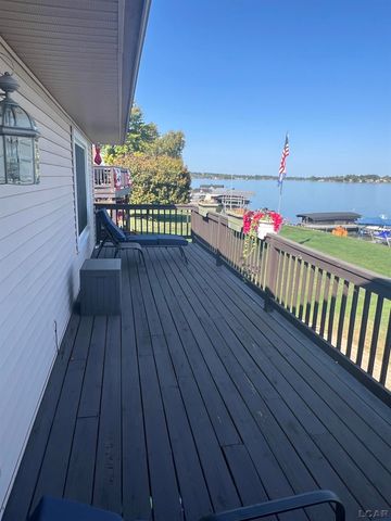 126 E Princess Drive, Brooklyn, MI 49230