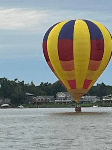 126 E Princess Drive, Brooklyn, MI 49230