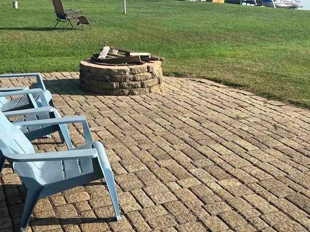 126 E Princess Drive, Brooklyn, MI 49230