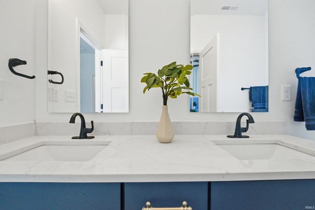 347 Haddington Lane, Lafayette, IN 47905