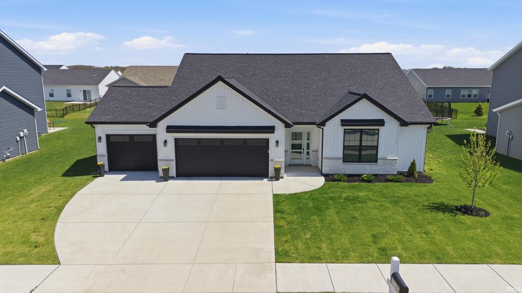 347 Haddington Lane, Lafayette, IN 47905