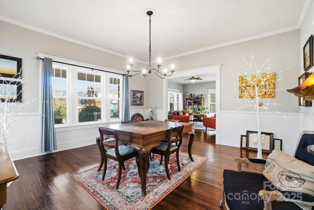 221 N Patterson Street, Statesville, NC 28677