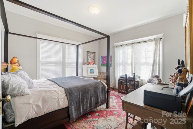 221 N Patterson Street, Statesville, NC 28677