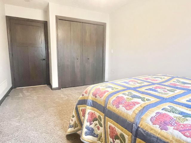 124 Heatherwood Drive, Howard, OH 43028