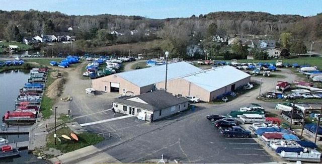 124 Heatherwood Drive, Howard, OH 43028