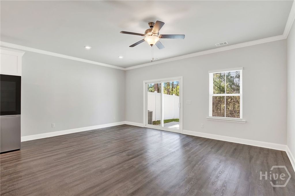Image 28 of property listing at 77 Dorsey Drive, Richmond Hill, GA 31324