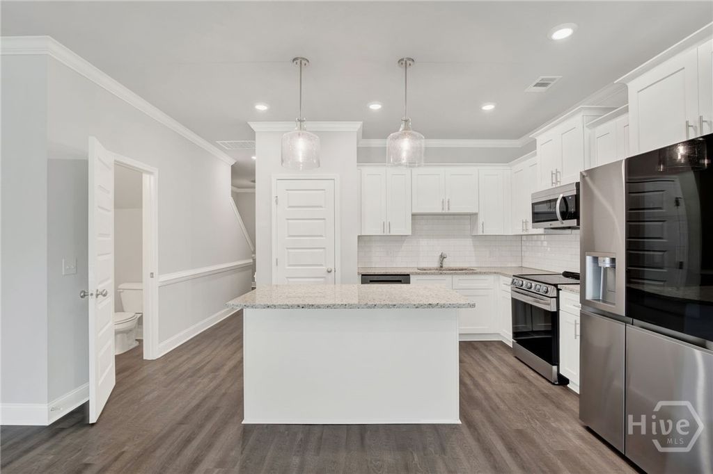 Image 29 of property listing at 77 Dorsey Drive, Richmond Hill, GA 31324