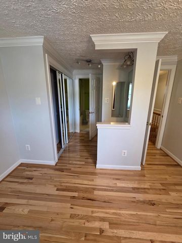 8332 ROCKY FORGE CT, Springfield, VA 22153