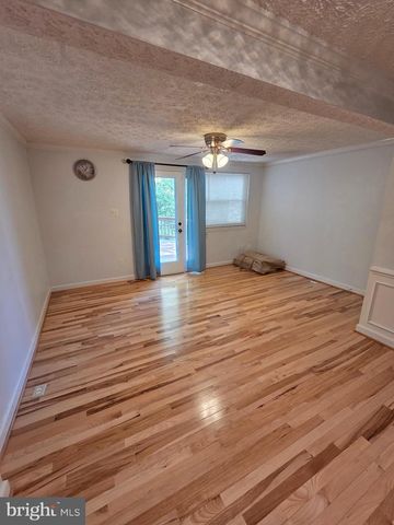 8332 ROCKY FORGE CT, Springfield, VA 22153