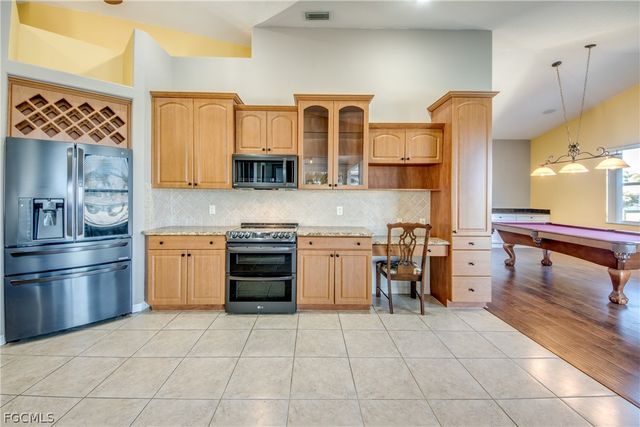 1705 SW 44th TER, Cape Coral, FL 33914