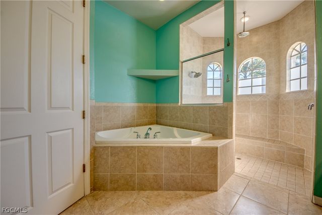 1705 SW 44th TER, Cape Coral, FL 33914