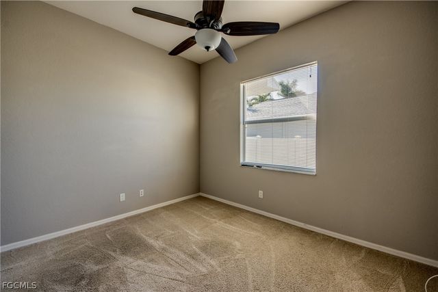 1705 SW 44th TER, Cape Coral, FL 33914