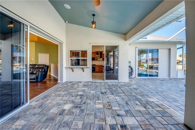 1705 SW 44th TER, Cape Coral, FL 33914