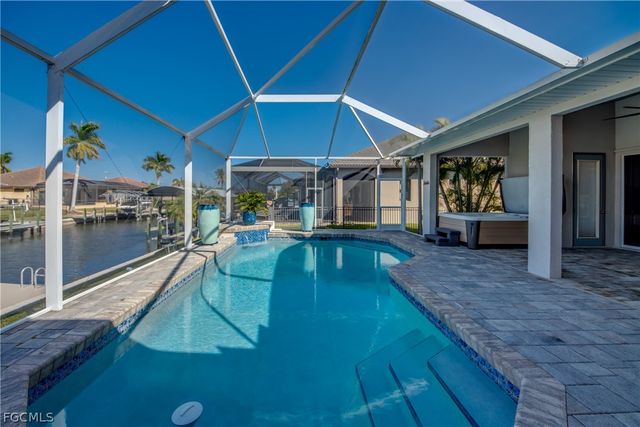 1705 SW 44th TER, Cape Coral, FL 33914