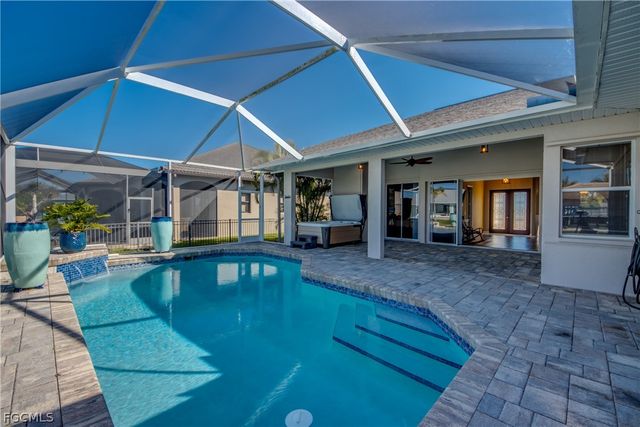 1705 SW 44th TER, Cape Coral, FL 33914