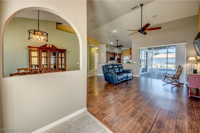 1705 SW 44th TER, Cape Coral, FL 33914