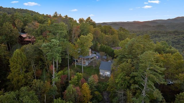709 Laurel Creek Trail, Blue Ridge, GA 30513